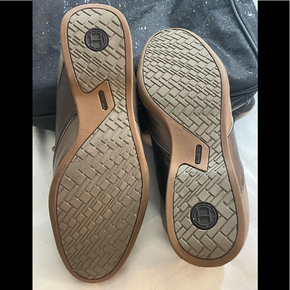 COLE HAAN Women’s Grand Crosscourt - Picture 3 of 11